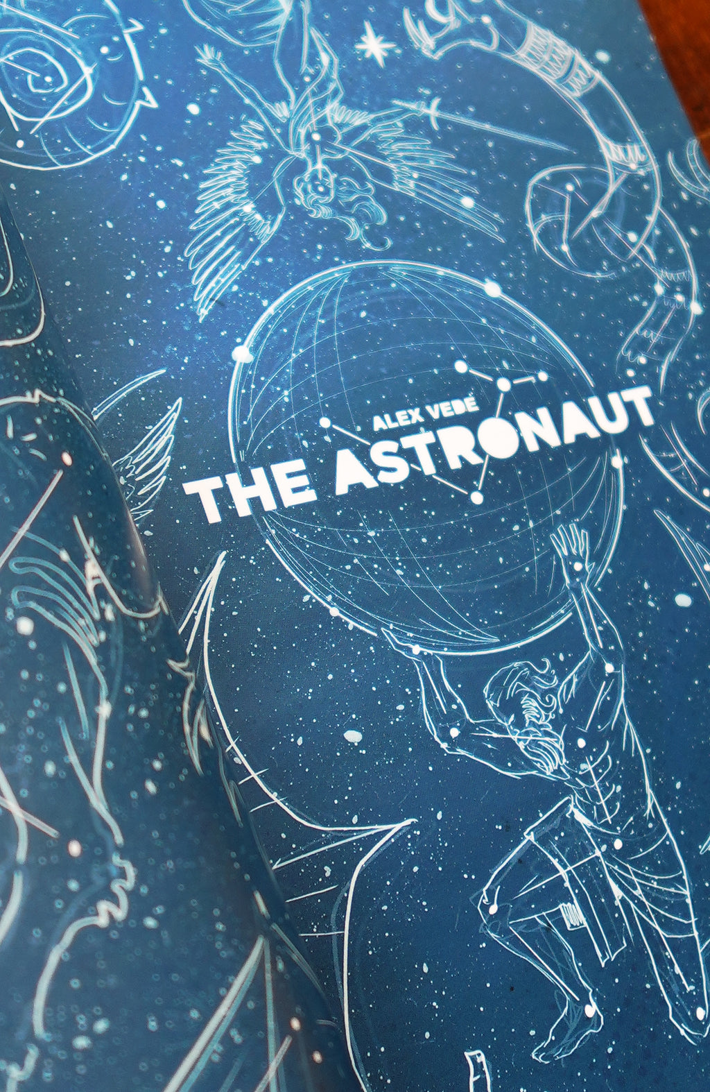 THE ASTRONAUT-Artbook